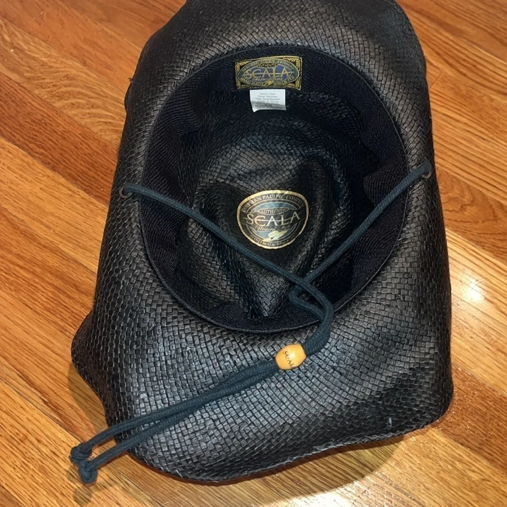 Scala Western Hat in black natural fiber size sm / med with chin strap